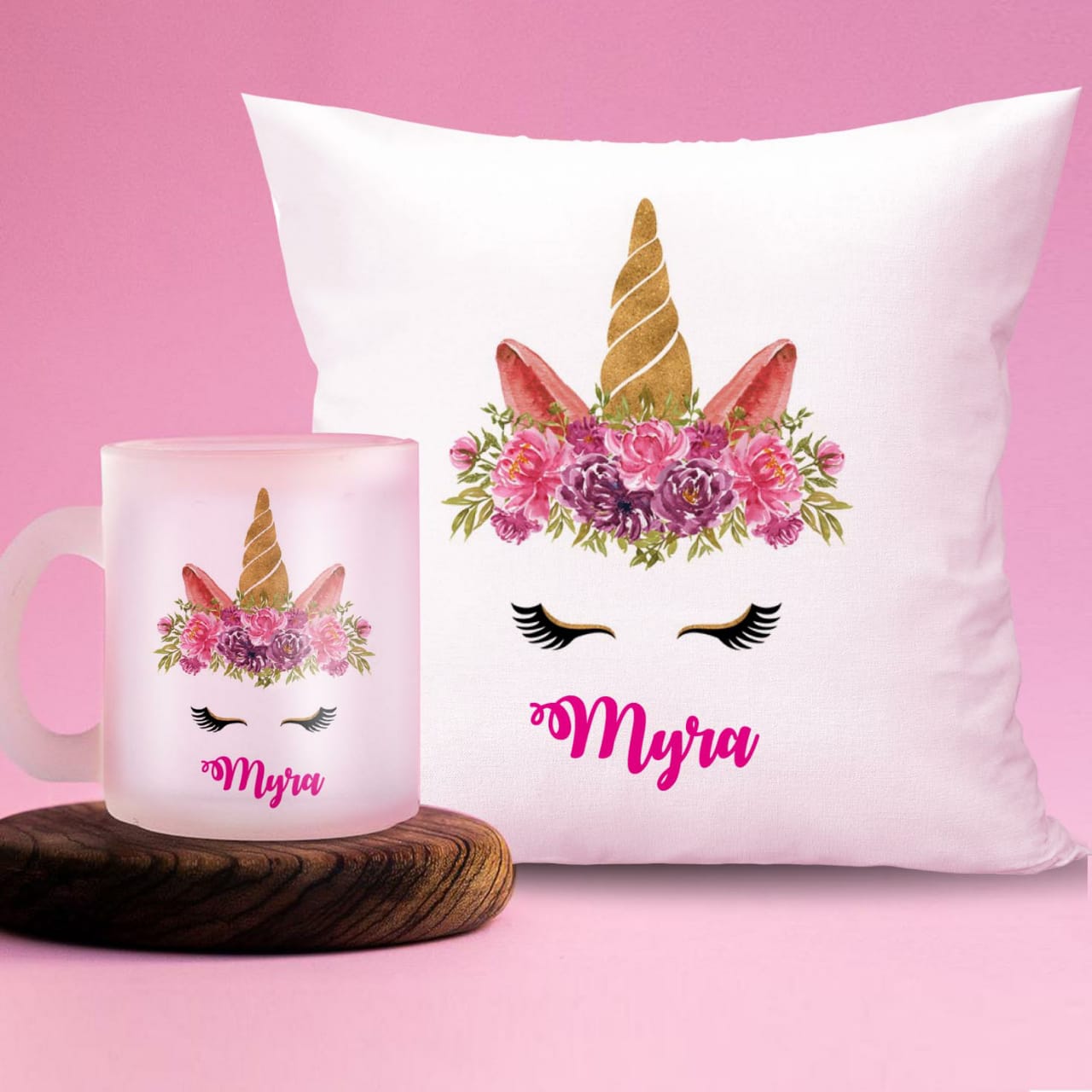Persoanlised pillow and a mug
