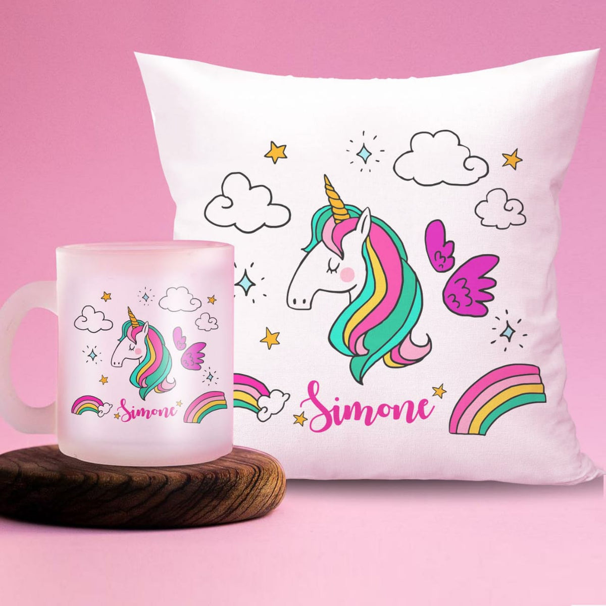 Persoanlised pillow and a mug