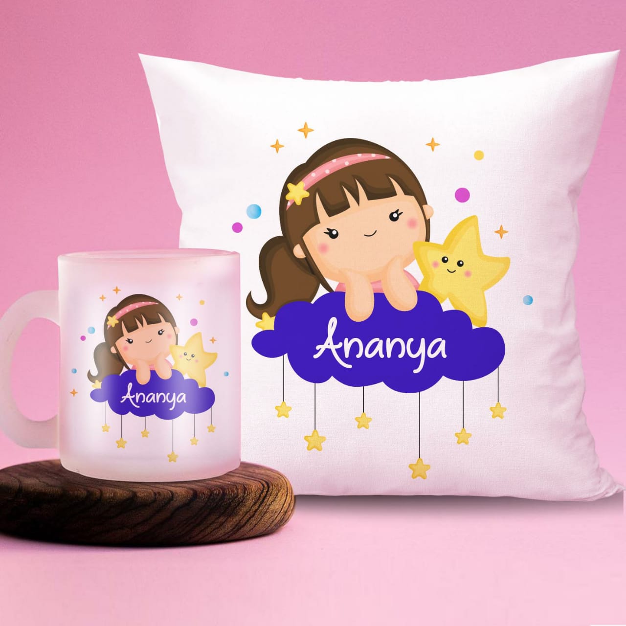 Persoanlised pillow and a mug