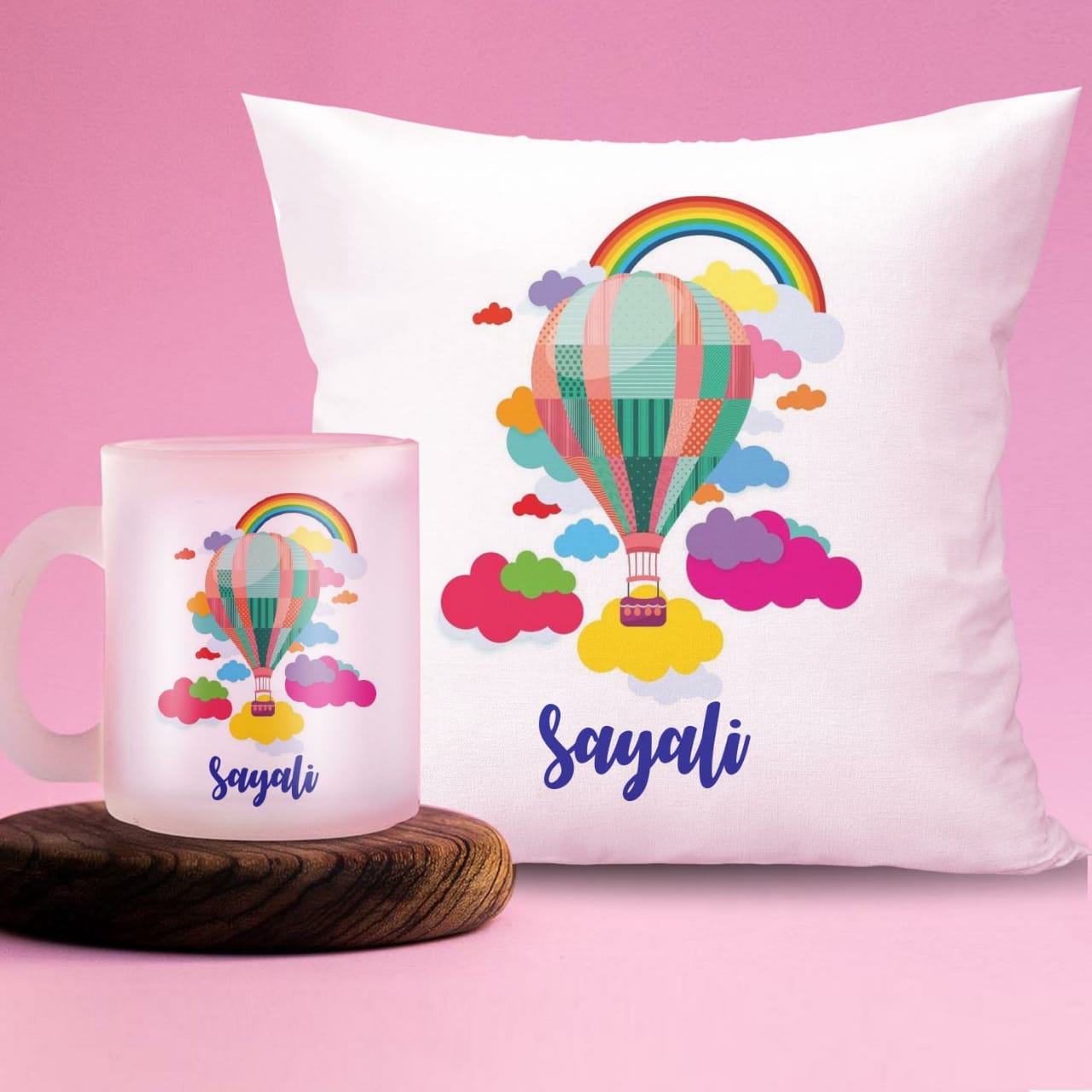 Persoanlised pillow and a mug